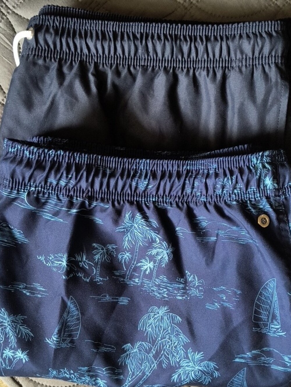 (2 ) Men's Lands' End Swim/Volleyball Shorts - Size XXL